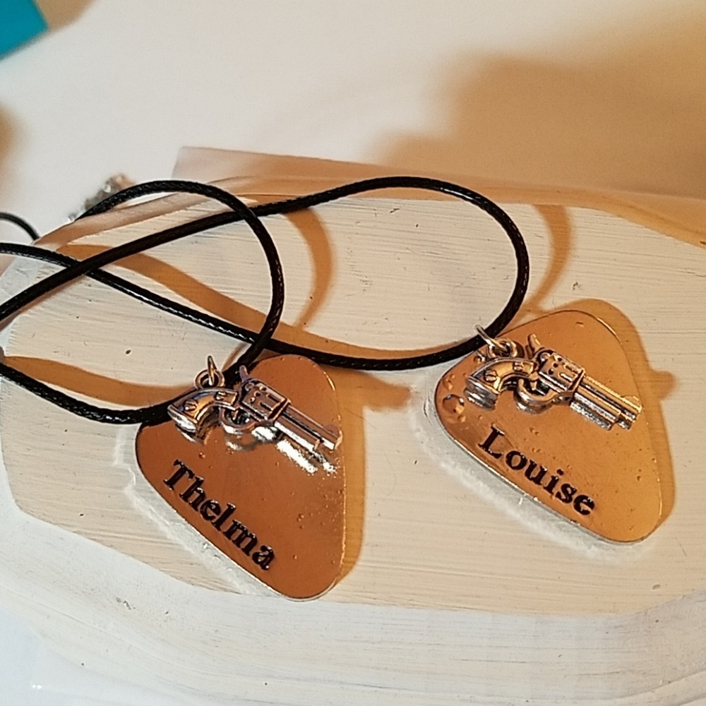 Thelma & Louise 18" Vegan Leather Necklace Set